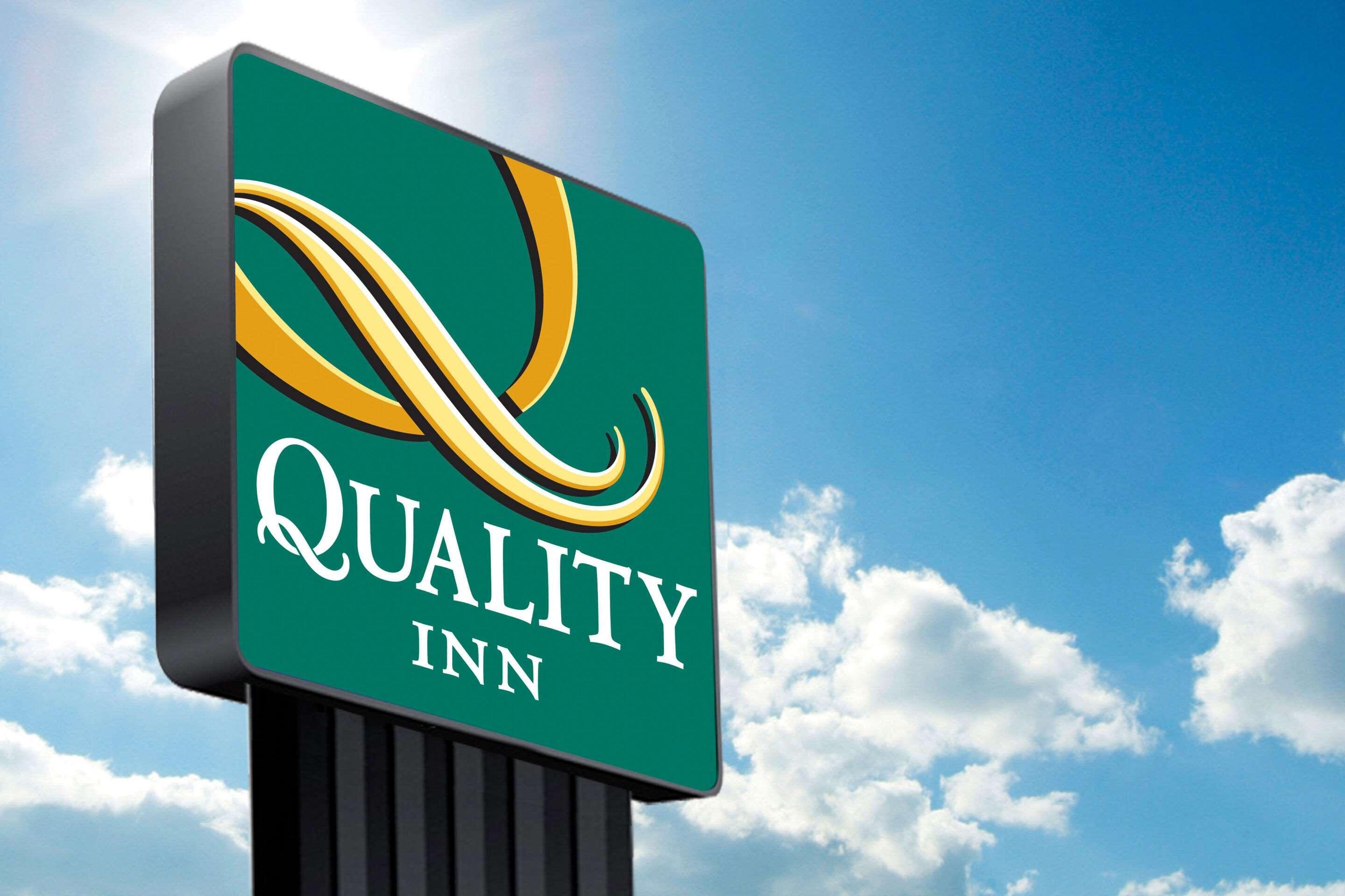 Quality Inn Wayne - Fairfield Area Dış mekan fotoğraf
